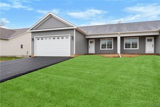 300 Nicks Way, Geddes, NY 13209