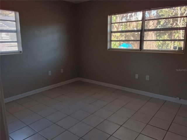 327 BARBARA CIRCLE, Belleair, FL 33756