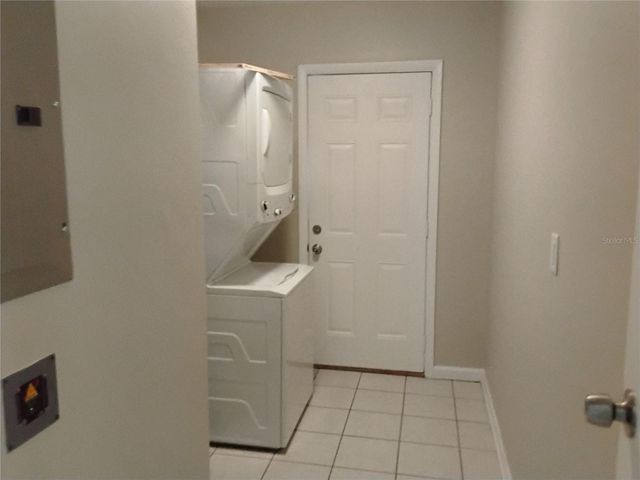 327 BARBARA CIRCLE, Belleair, FL 33756