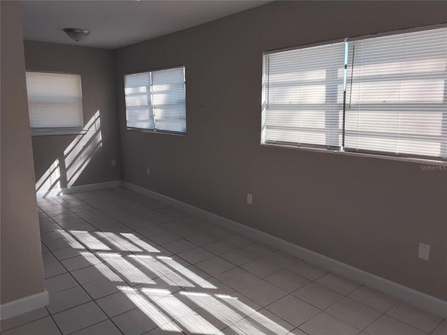 327 BARBARA CIRCLE, Belleair, FL 33756