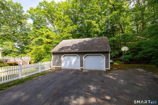 91 Whippoorwill Hollow Road, East Hampton, CT 06424
