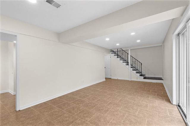 2347 Greenway Drive, Decatur, GA 30035