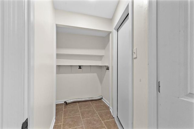 2347 Greenway Drive, Decatur, GA 30035