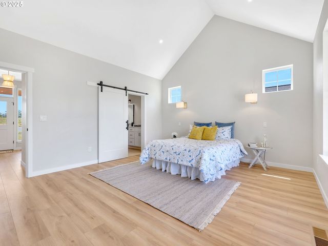 90250 HOBIE Rd, Warrenton, OR 97146