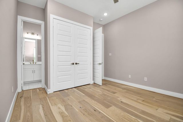 304 Chobani Lane, Houston, TX 77091