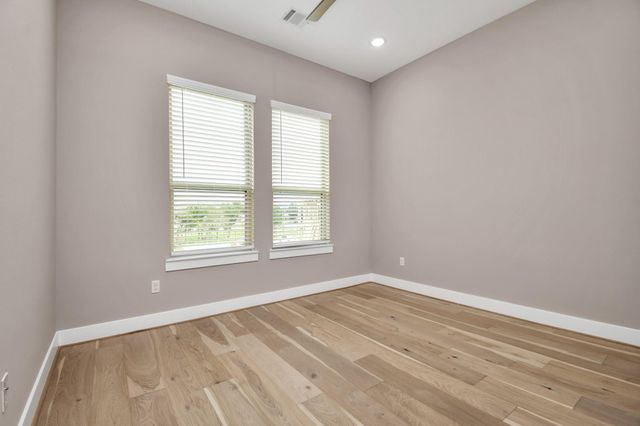 304 Chobani Lane, Houston, TX 77091