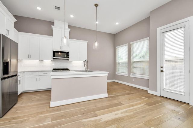 304 Chobani Lane, Houston, TX 77091