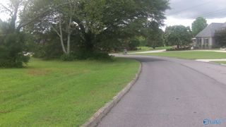 1111 Bentbrook Drive, Albertville, AL 35950