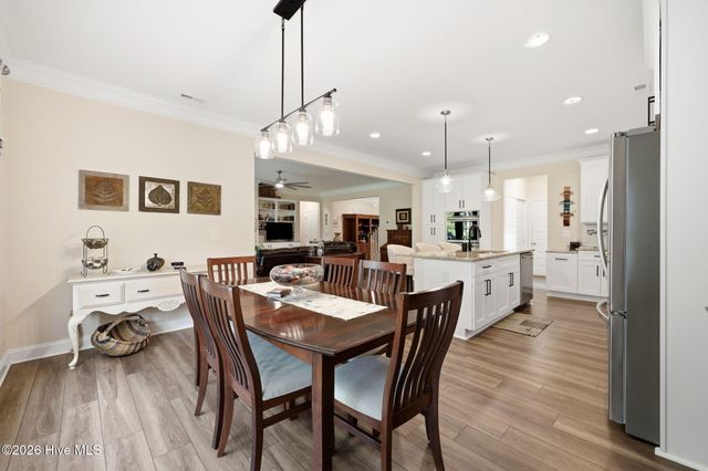2200 Three Oaks Drive, Greenville, NC 27858