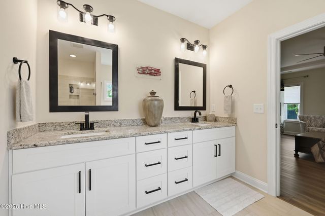 2200 Three Oaks Drive, Greenville, NC 27858