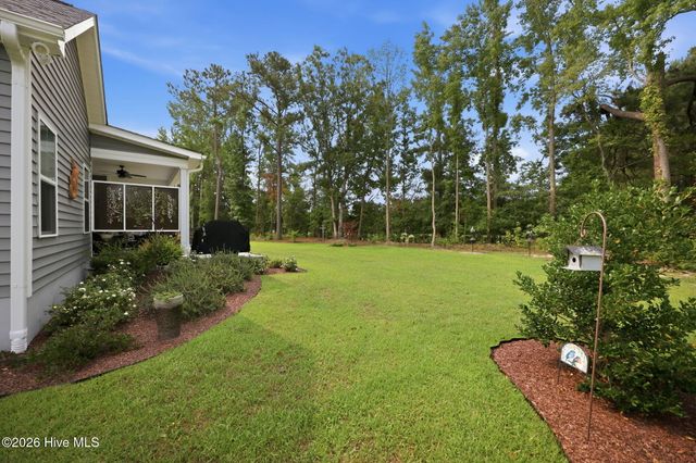 2200 Three Oaks Drive, Greenville, NC 27858