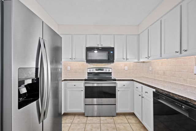 245 Murcia Drive 201, Jupiter, FL 33458