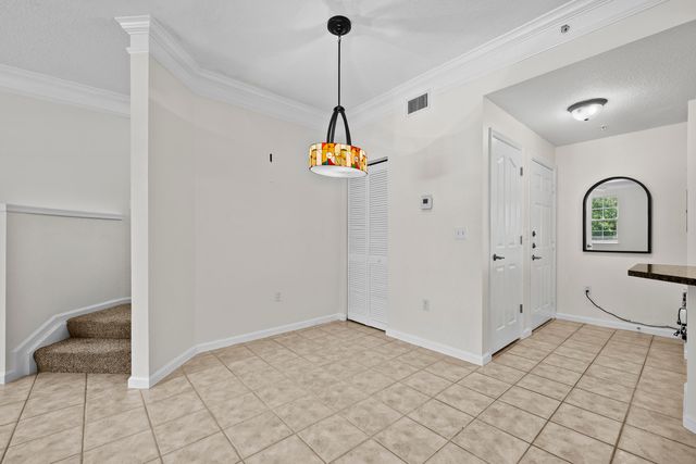 245 Murcia Drive 201, Jupiter, FL 33458