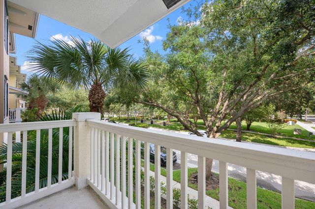 245 Murcia Drive 201, Jupiter, FL 33458