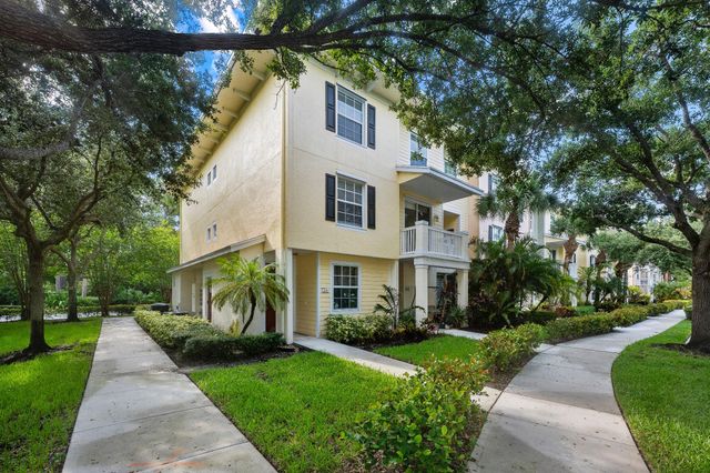 245 Murcia Drive 201, Jupiter, FL 33458