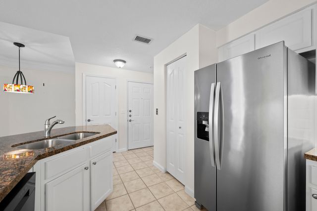 245 Murcia Drive 201, Jupiter, FL 33458