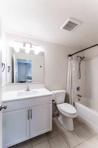 3210 NW 10th Street, Redmond, OR 97756