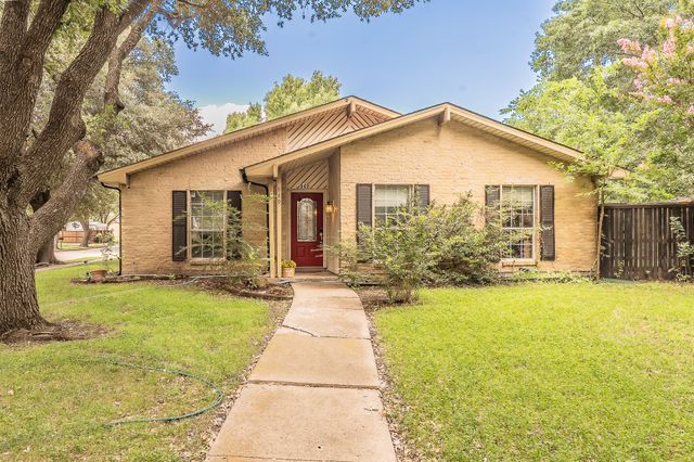 949 Arbor Downs Drive, Plano, TX 75023