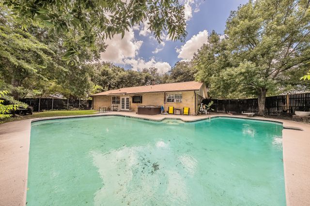 949 Arbor Downs Drive, Plano, TX 75023