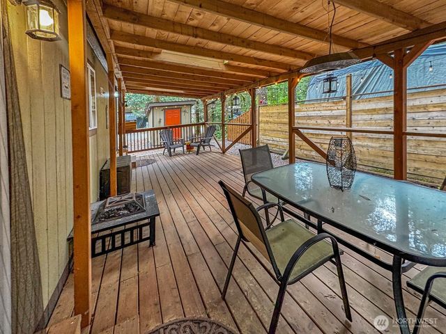 169 1 Fireside Lodge Circle, Deming, WA 98244