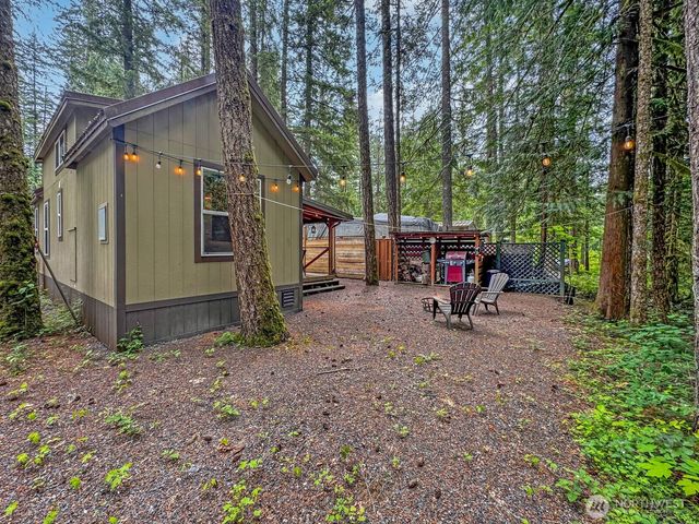 169 1 Fireside Lodge Circle, Deming, WA 98244