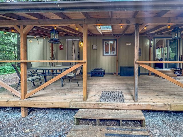 169 1 Fireside Lodge Circle, Deming, WA 98244