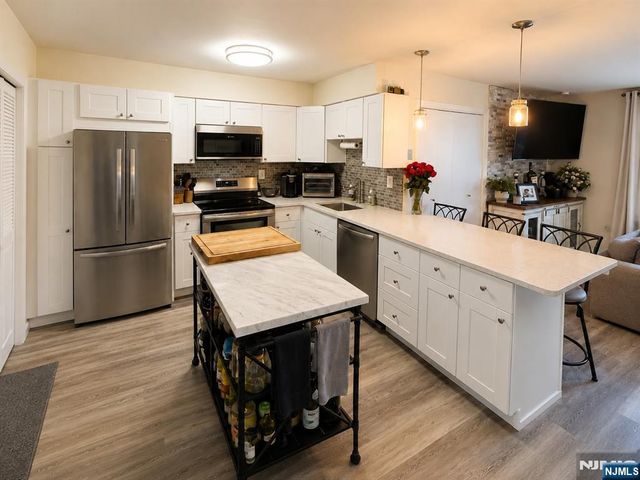 520 Newark Pompton Turnpike 214X, Pequannock Township, NJ 07444