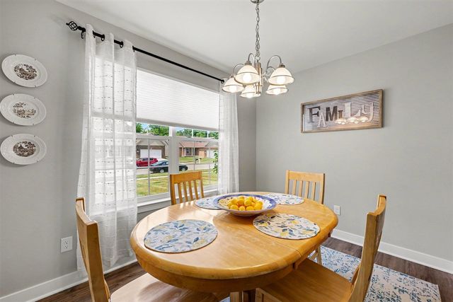 831 Sarah Lane, Milan, MI 48160