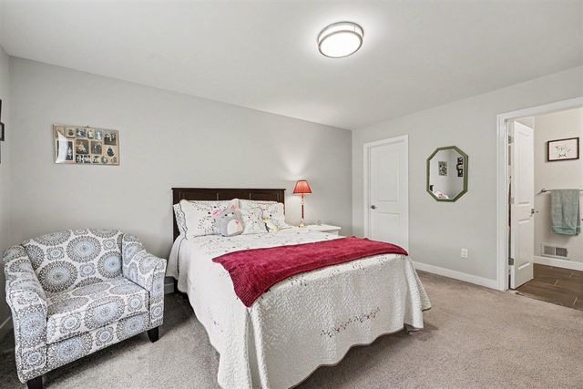 831 Sarah Lane, Milan, MI 48160