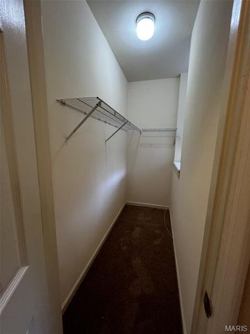 912 Russell Boulevard, St Louis, MO 63104