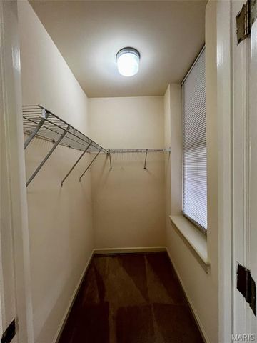 912 Russell Boulevard, St Louis, MO 63104