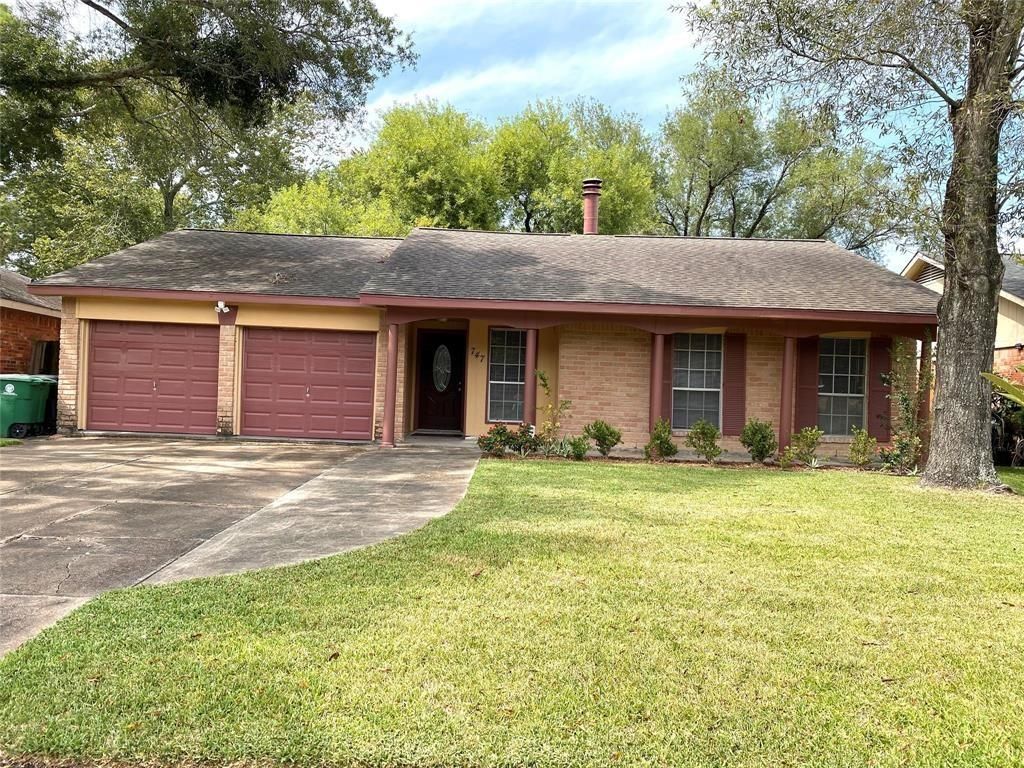 747 Seamaster Drive, Houston, TX 77062