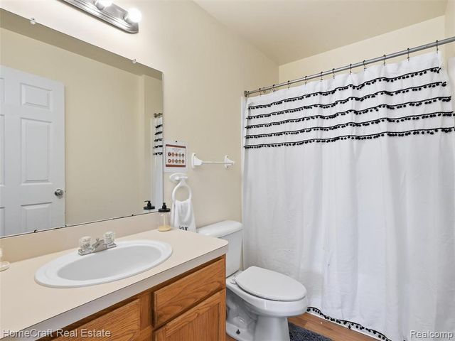 13585 Milton Drive, Belleville, MI 48111