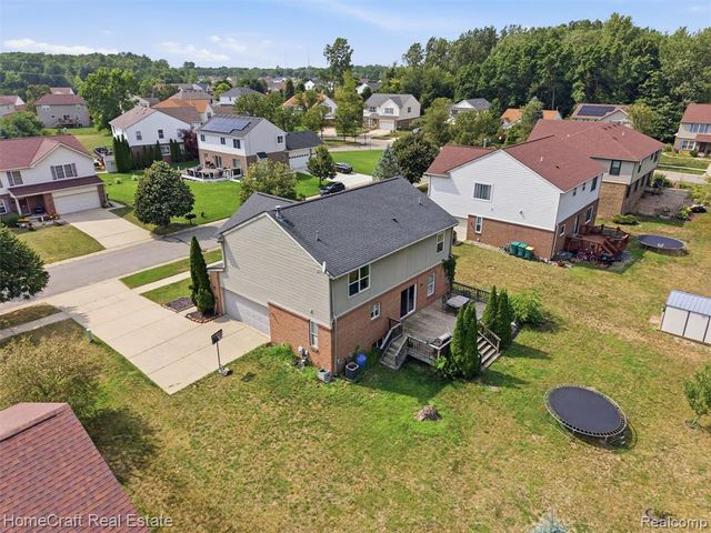 13585 Milton Drive, Belleville, MI 48111