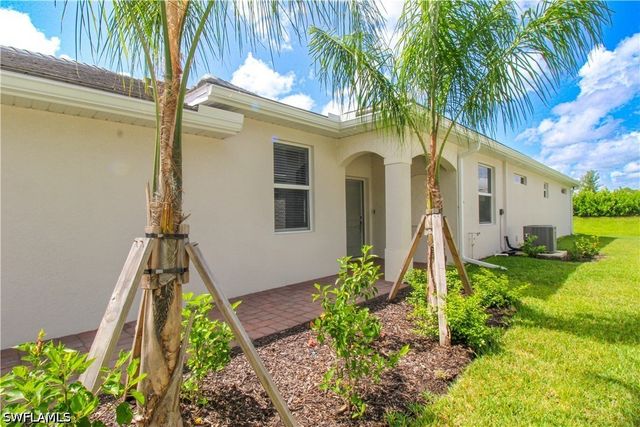 2156 Dragonfruit WAY, Naples, FL 34120