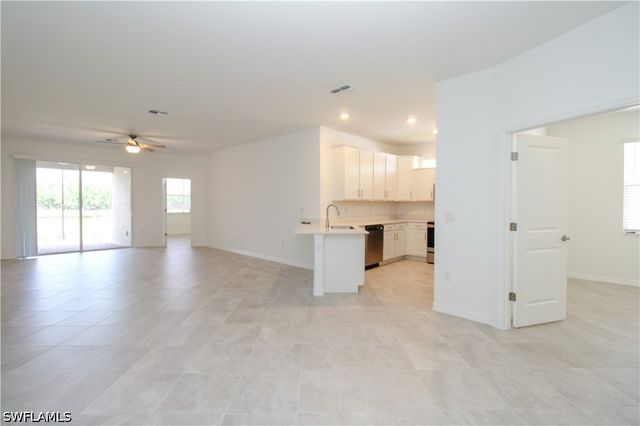 2156 Dragonfruit WAY, Naples, FL 34120