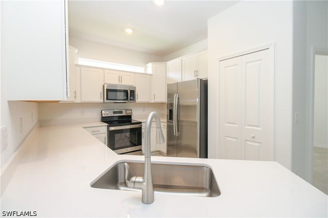 2156 Dragonfruit WAY, Naples, FL 34120