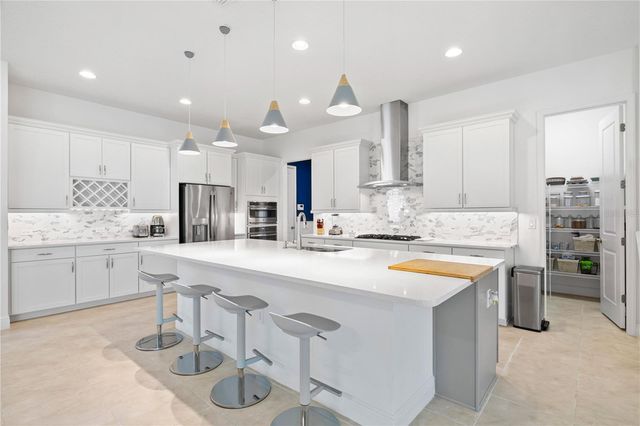 15518 HONEY MANDARIN WAY, Winter Garden, FL 34787