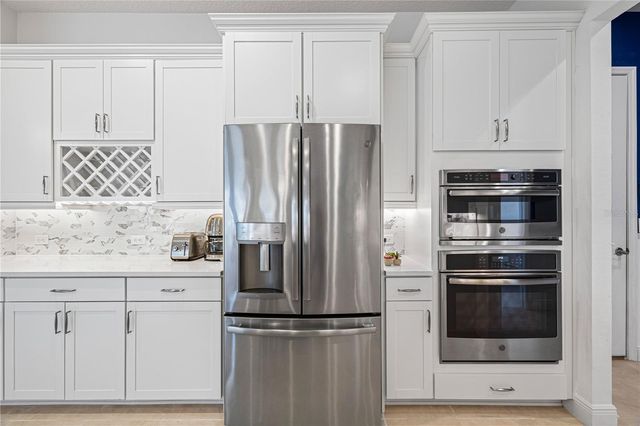 15518 HONEY MANDARIN WAY, Winter Garden, FL 34787