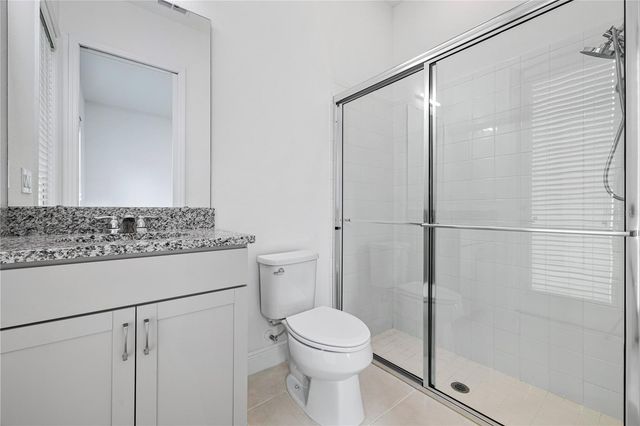 15518 HONEY MANDARIN WAY, Winter Garden, FL 34787