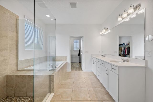 15518 HONEY MANDARIN WAY, Winter Garden, FL 34787