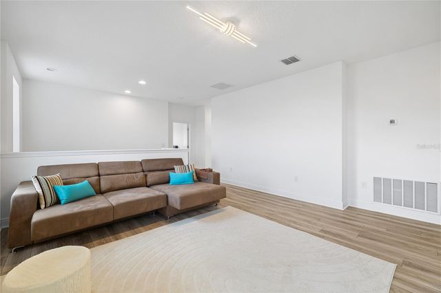 15518 HONEY MANDARIN WAY, Winter Garden, FL 34787