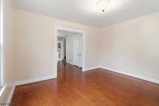 164 E Blackwell St, Dover Town, NJ 07801
