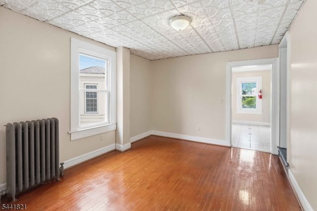 164 E Blackwell St, Dover Town, NJ 07801
