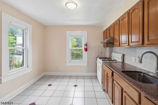 164 E Blackwell St, Dover Town, NJ 07801