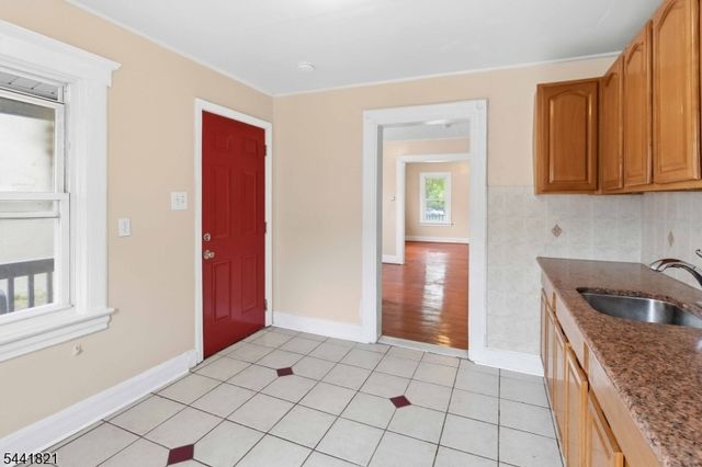 164 E Blackwell St, Dover Town, NJ 07801