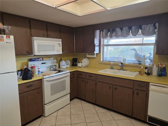 22368 WEEKS BOULEVARD, Land O Lakes, FL 34639