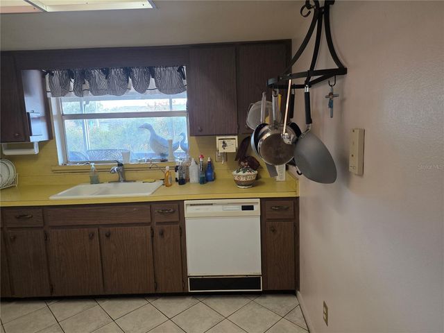 22368 WEEKS BOULEVARD, Land O Lakes, FL 34639