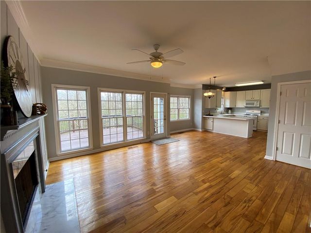 5176 Shotwell Street, Woodstock, GA 30188