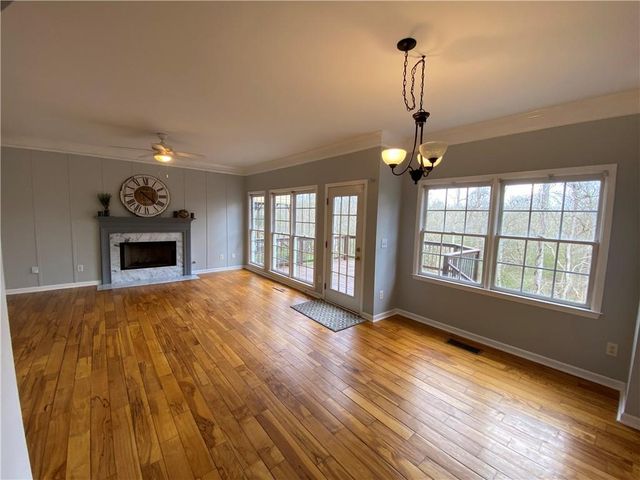 5176 Shotwell Street, Woodstock, GA 30188